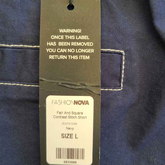 Fashion Nova Fair and Square Contrast Stitch Navy Shorts Size Large - Picture 8 of 8